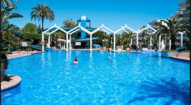 Apartment In Benalbeach 5 Pools Benalmádena Eksteriør billede